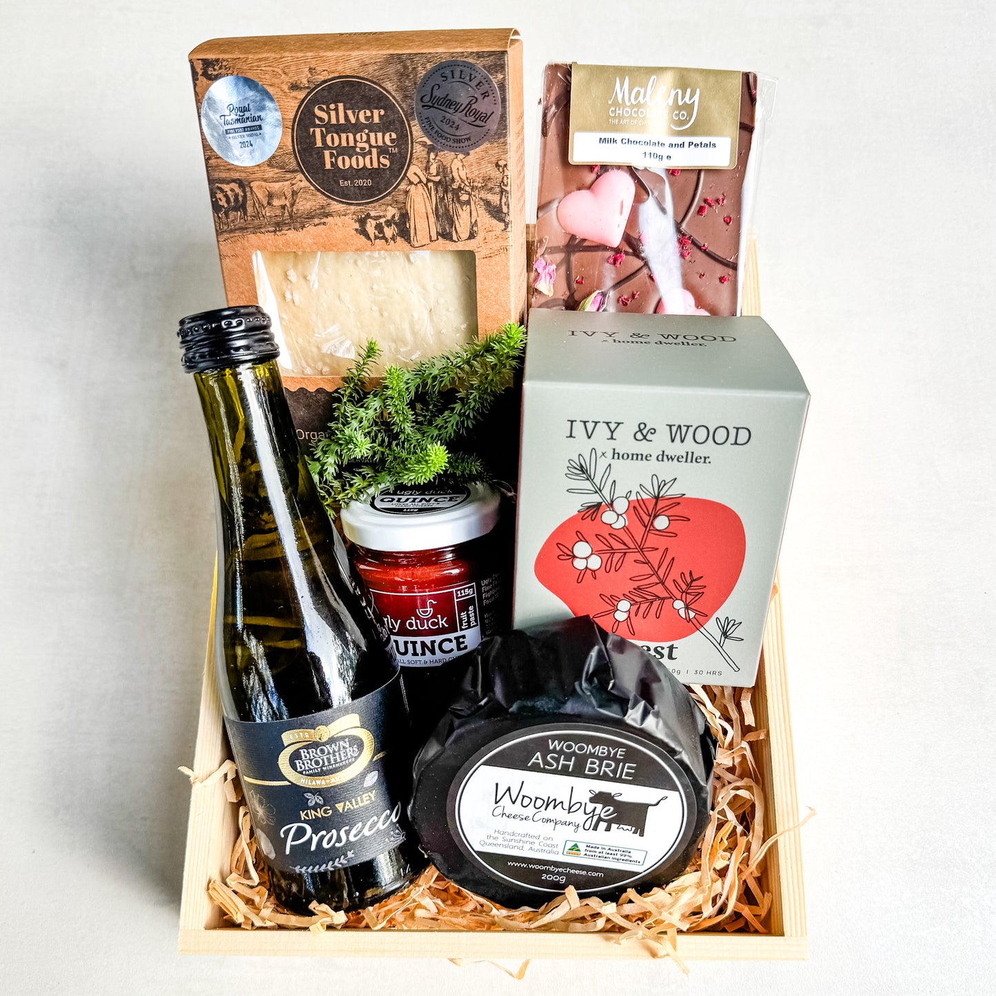 Nurtured Mama Hamper - Prosecco, Chocolate & Cheese
